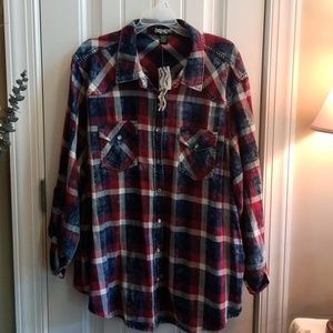 Long Sleeved Plaid Cotton Shirt